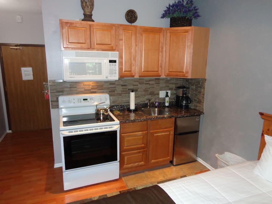 Everything you need in the kitchen.