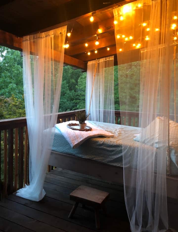 Amazing Views! Log Cabin/ New Hot Tub/ Huge Porch - Soaky Mountain Waterpark, Sevierville