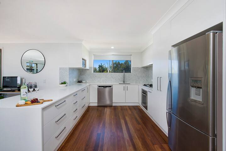 THE CURRIMUNDI BEACH HOUSE gallery image 3