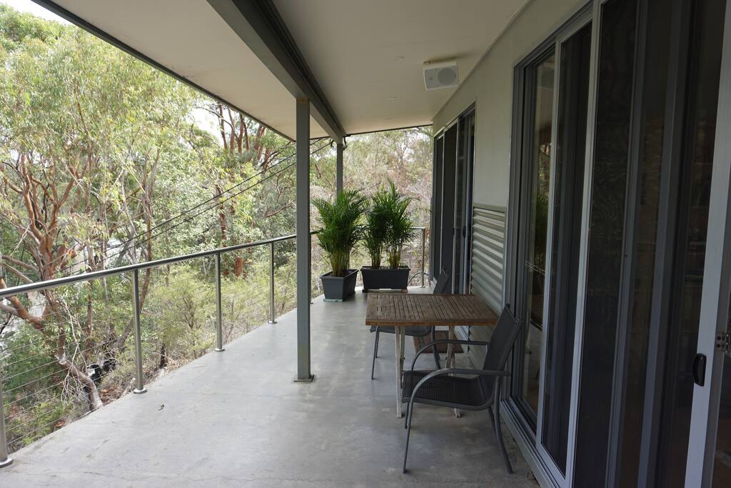 Front deck