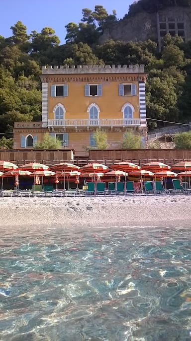 The building of Solemare from the beach