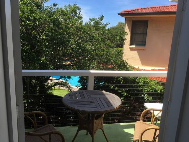 Between Bondi beach and Sydney harbour gallery image 4