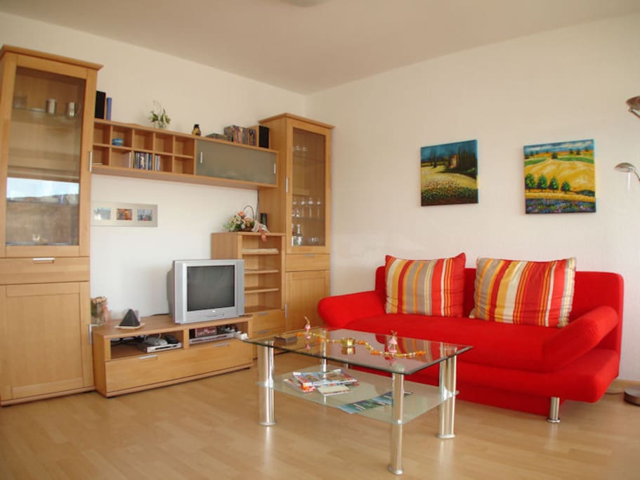 Wohnzimmer mit Schlafcouch