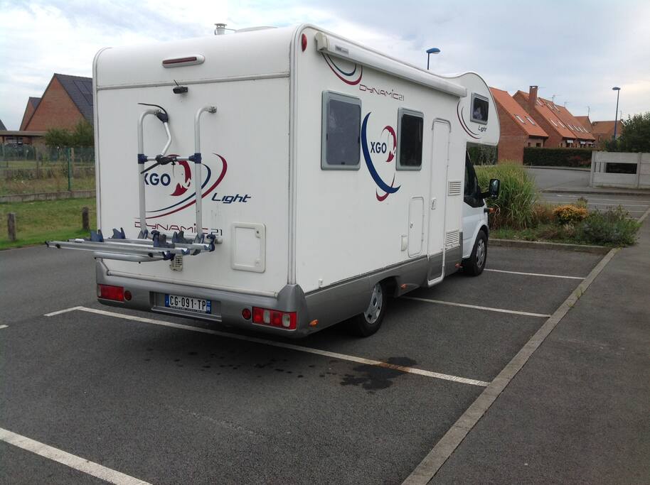 Porte 3 vélos et store banne