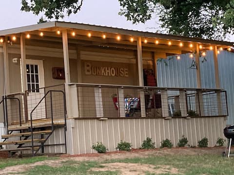 King bed, Fire pit, Wi-Fi, Washer/Dryer