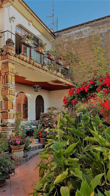 giardino e porticato