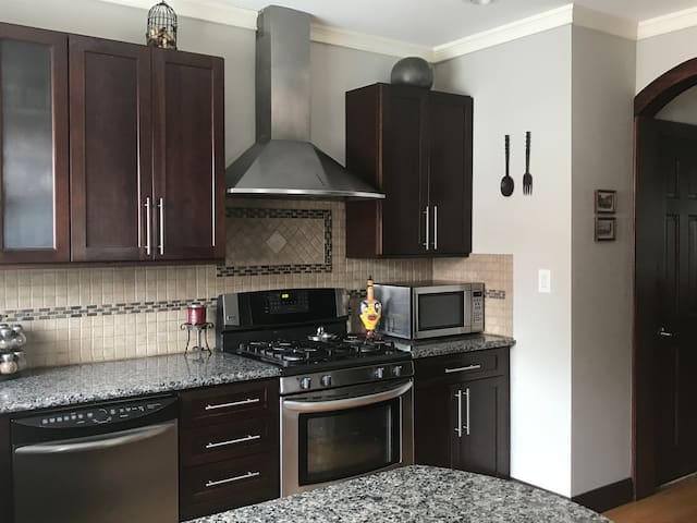 Luxury Home away from home in NYC!