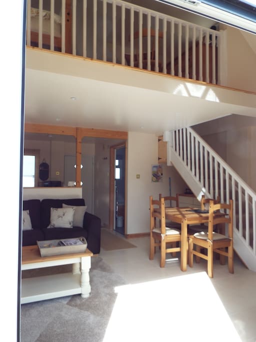 Mezzanine floor
