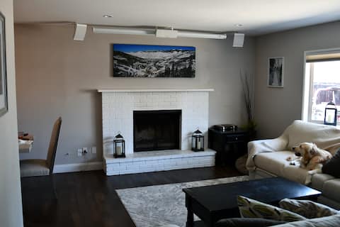 Popular Airbnb listing: Harmony Hacienda with Hot Tub in University