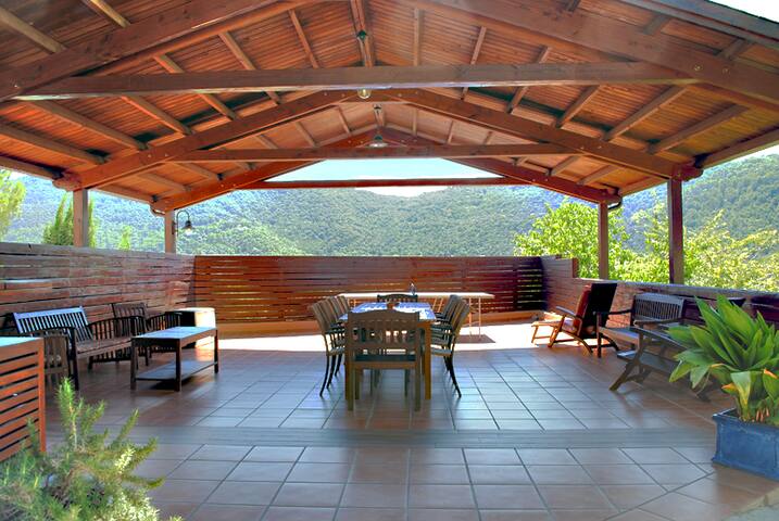 Ground floor house with private pool, 2km Banyoles gallery image 2