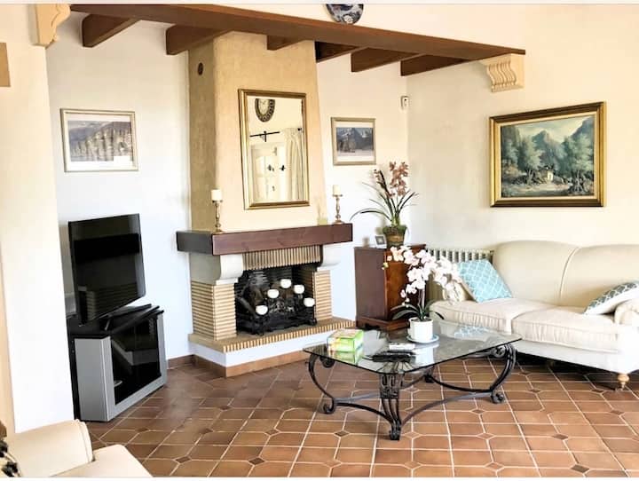 Casa Amarilla - Magaluf