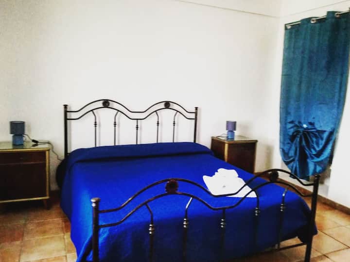 غرفة النوم 1