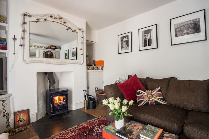 Secluded West Cornwall Hideaway With Walled Garden - Sennen Cove