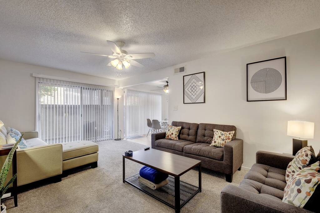 “I really liked the place. It’s super cute and my friends and I really enjoyed staying here! 10/10!!!!” - Jose O., San Antonio, TX 1/14/18