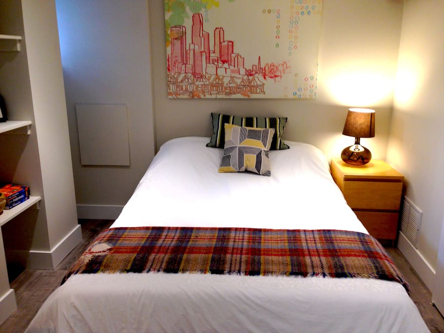 Double size bed with memory foam mattress.