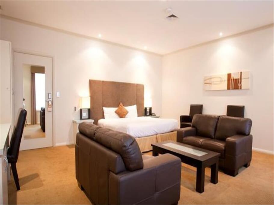 Executive Room
