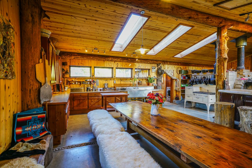 Natural light and huge work spaces for cooking.