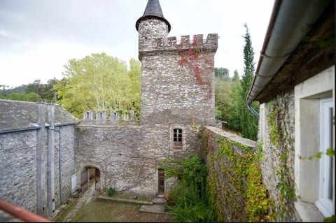 "La Tour" guest room in Medieval Castle