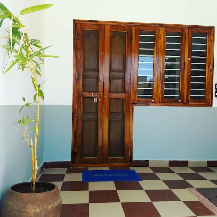 2BHK and Inner Child 5min walk to Ramana wifi & AC