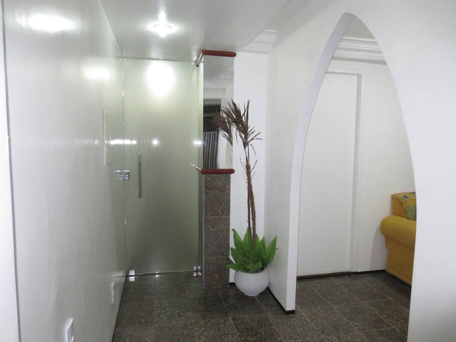 Porta de entrada da residencia e escritório