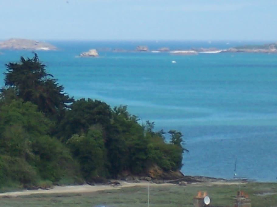 vue de la villa à marée haute