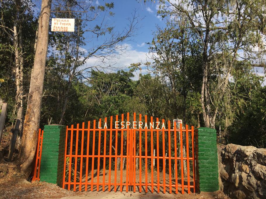 Entrada a la finca