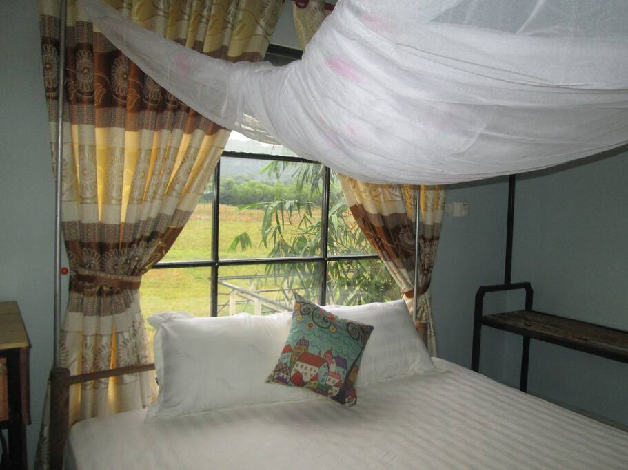 Deluxe Double Field Room,