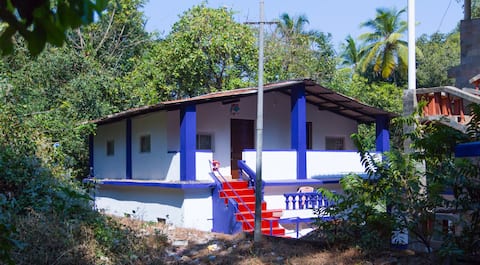 Comfortable Budget Room