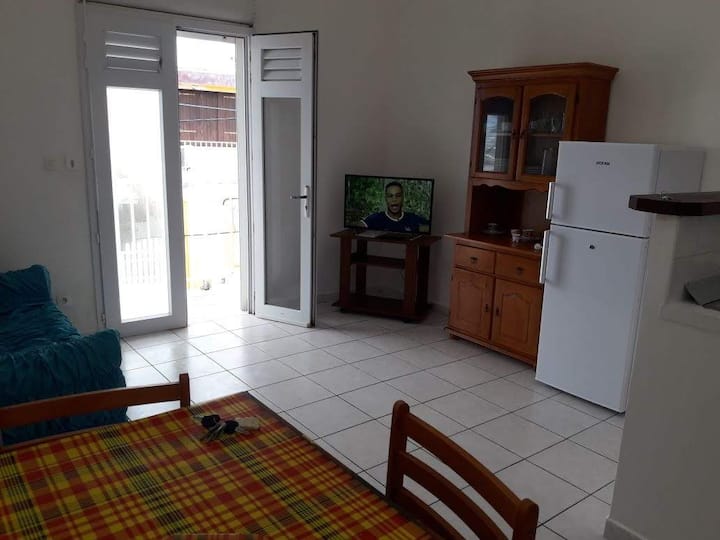 F2 Tout à Proximité Vue Sur Mer Tout Confort - Guadeloupe