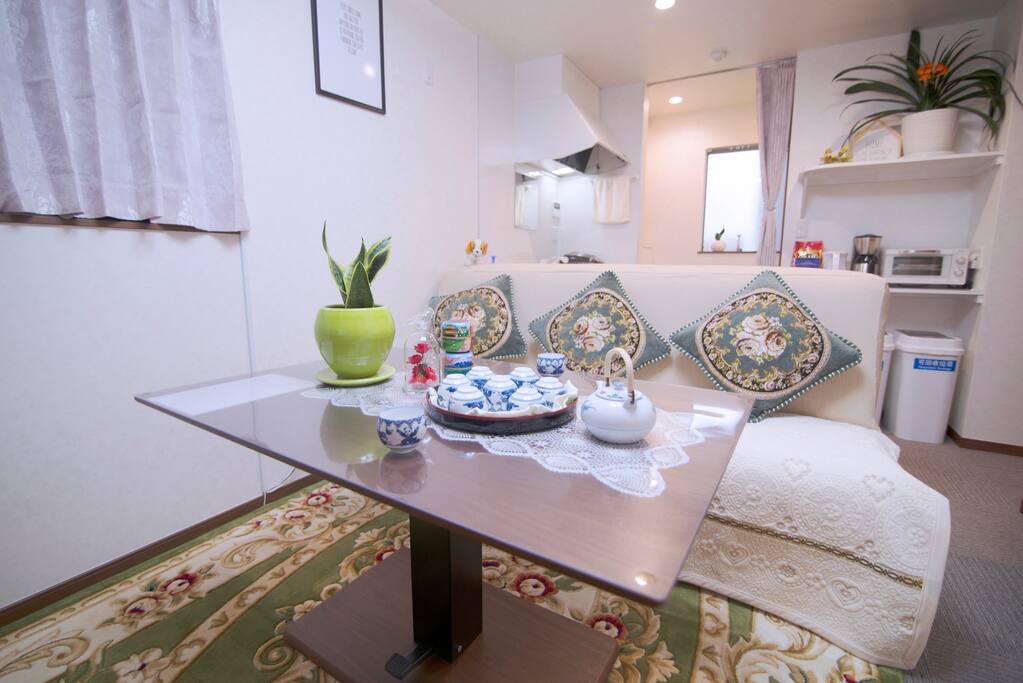 First floor:living room 一樓客廳