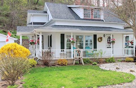 Orchard Beach Boutique Cottage