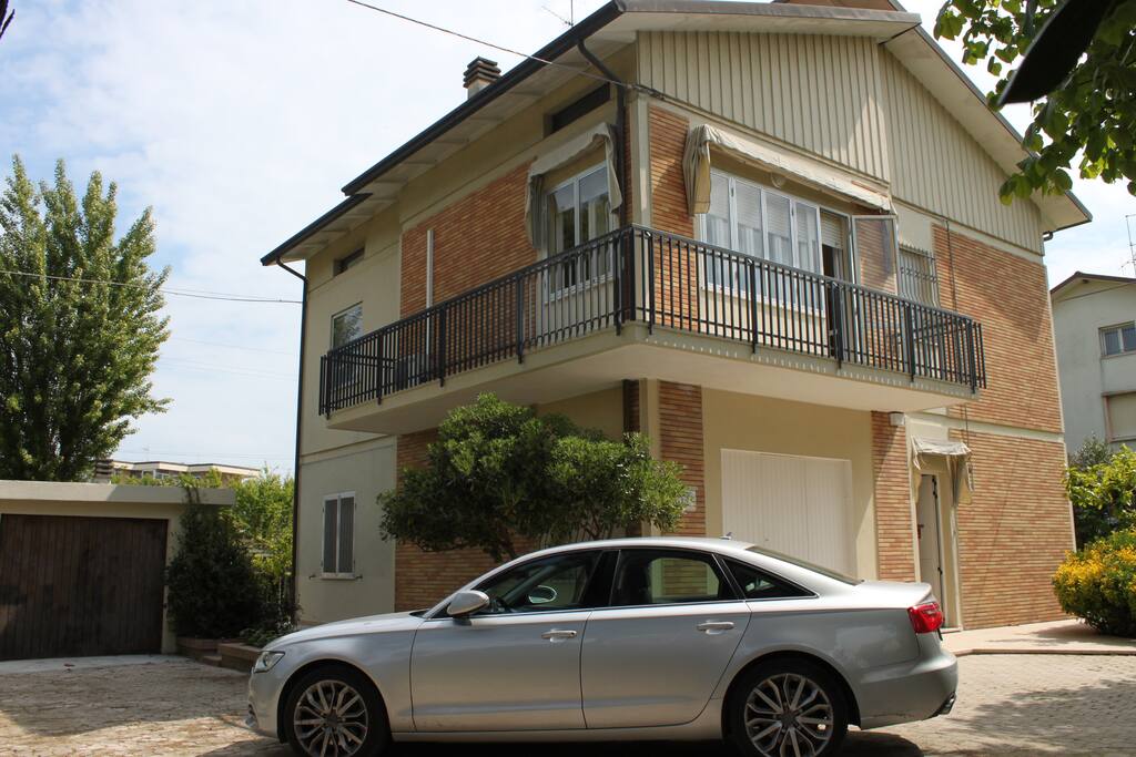 Via Apollonia 33