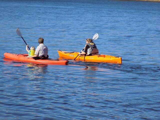 250 ‘ Sandy Beach 4 Bdrms Quite Lake-Stillwater gallery image 2