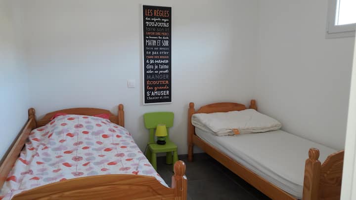 საძინებელი 2