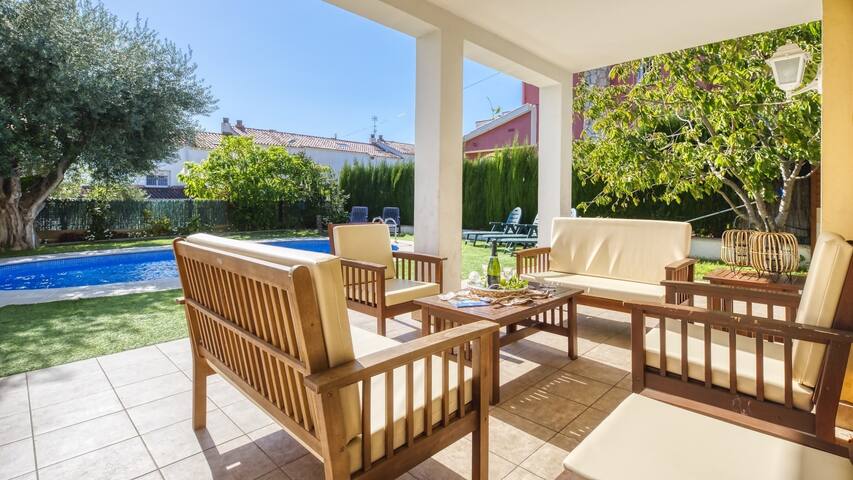 ♥ CostaCabana – Villa Baileys ♥ 800 mtr from beach gallery image 4