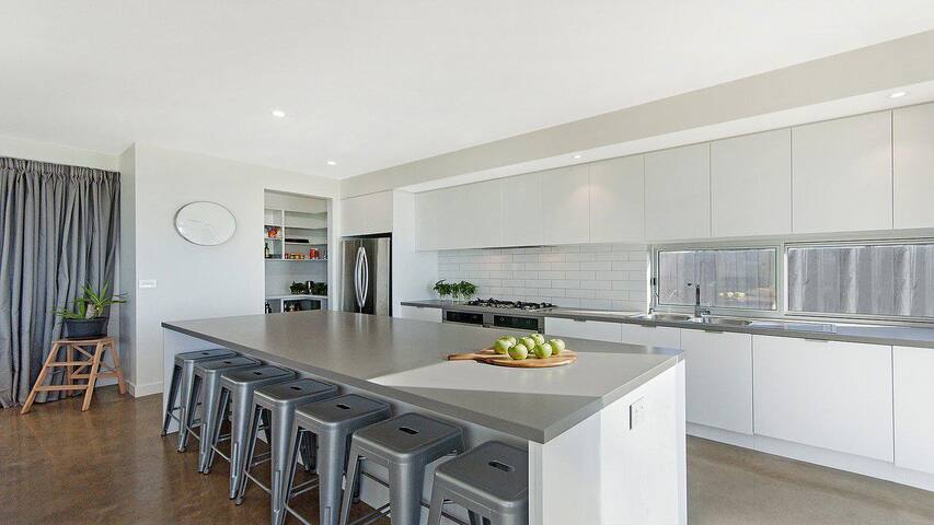 Saltwater Lodge gallery image 5