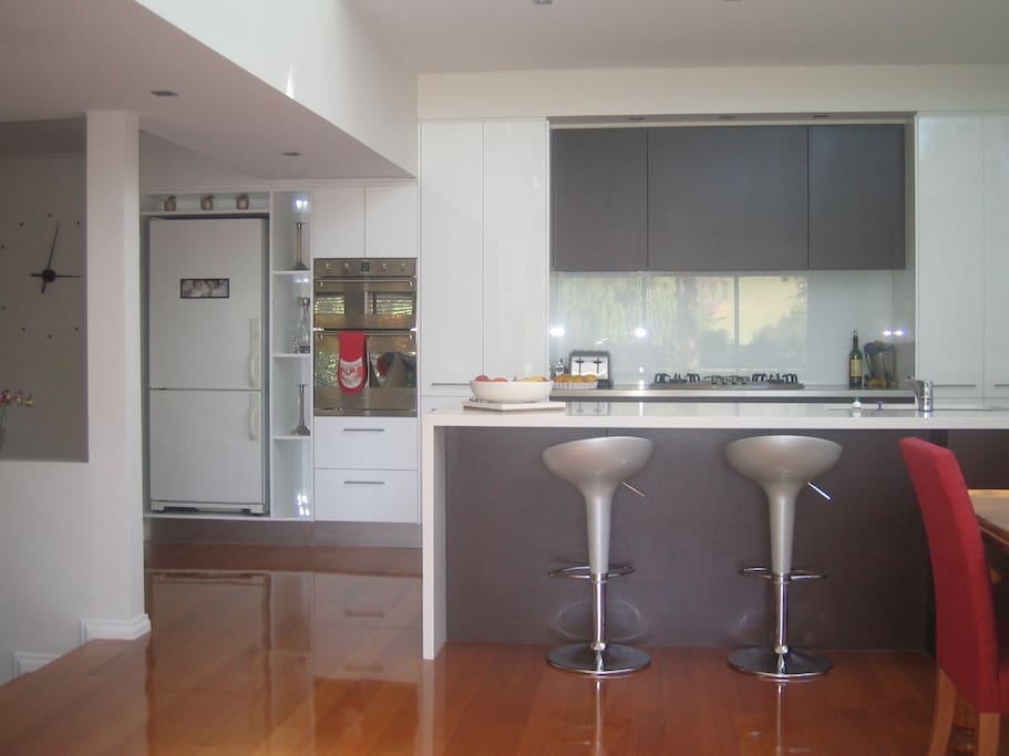 Modern large kitchen