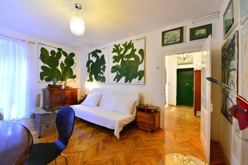 Living room: 2 extra beds possible
