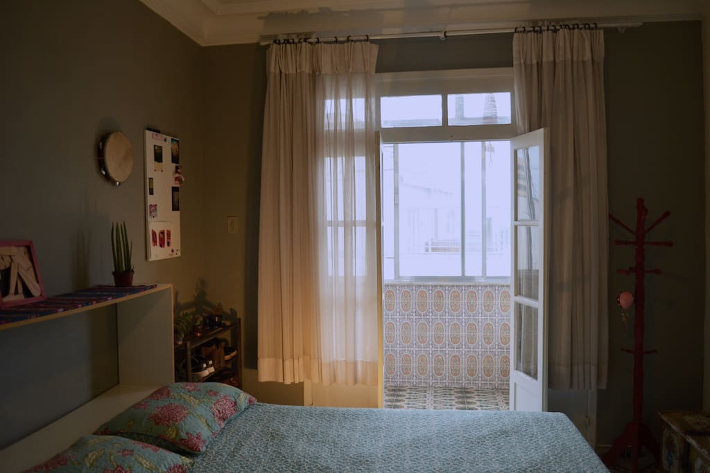 big and cozy room