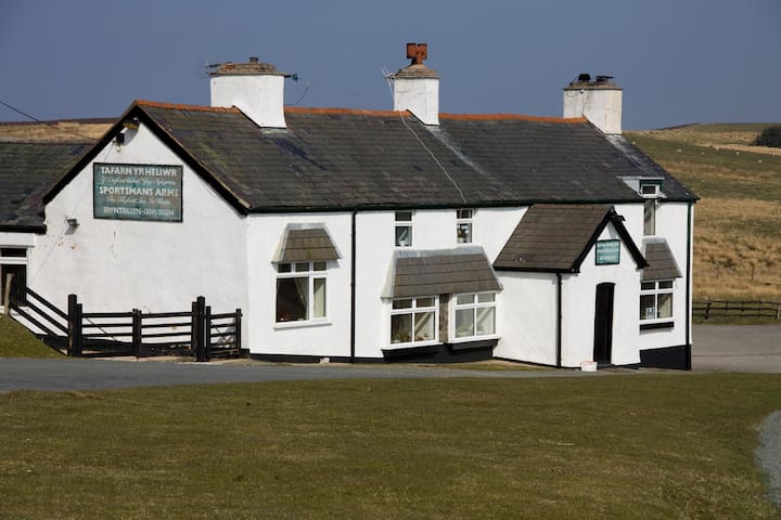 Sportsmans Arms Inn Holiday Cottage Houses For Rent In Bylchau