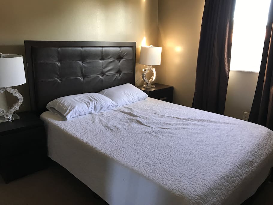 Queen bed with comforter & comfortable pillows. We've tried it out ourselves to make sure our guest are comfortable.