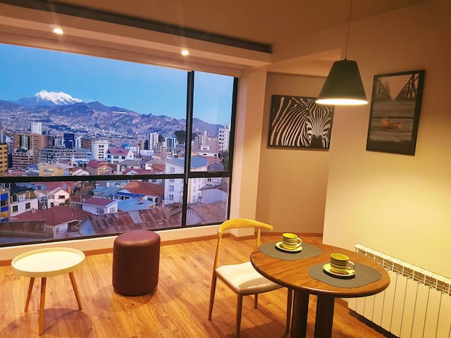 Modern Apartment with Panoramic View in Sopocachi