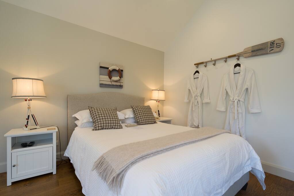 Regatta self contained suite with separate entrance