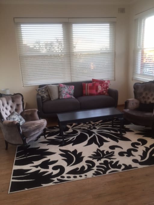 Loungeroom