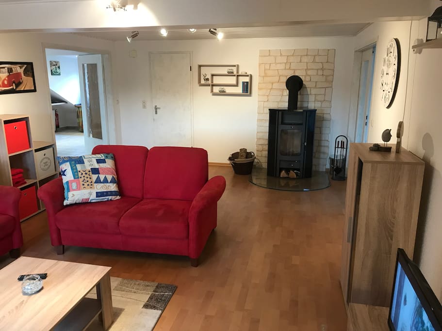 Wohnzimmer mit Kaminofen