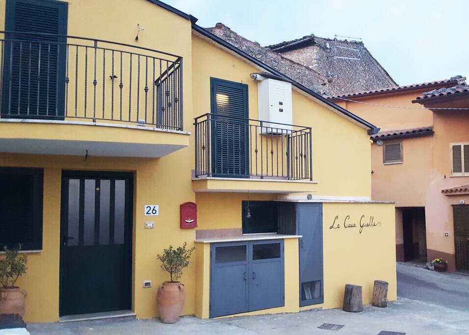 Welcome to La Casa Gialla, the Yellow House!