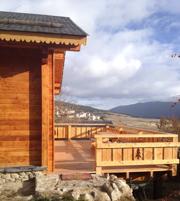 LE CHALET ET SA TERRASSE