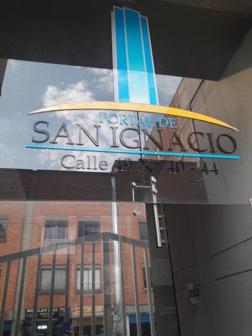 Entrada al edificio