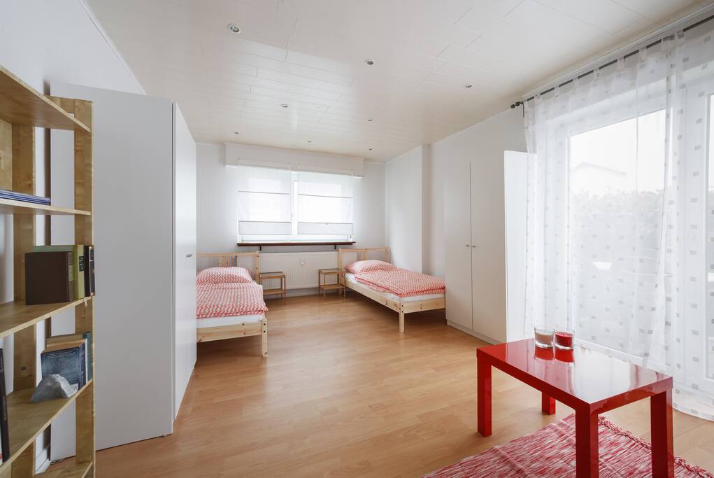 Schlafzimmer 1