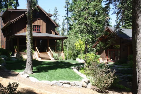 Beautiful Lodge near Lake, on Ski Resort, Hot tub